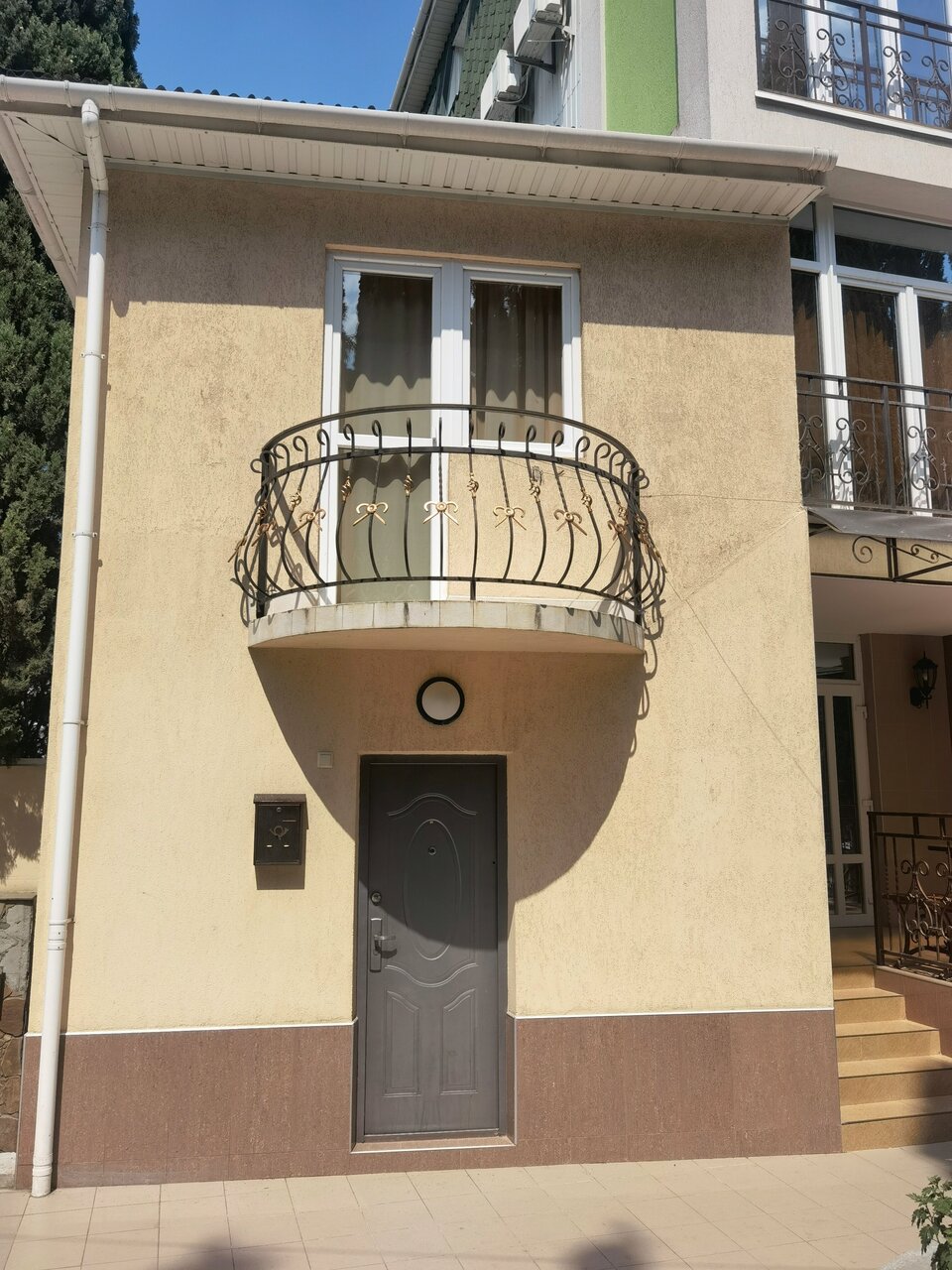 Гостиница Алвис Алушта