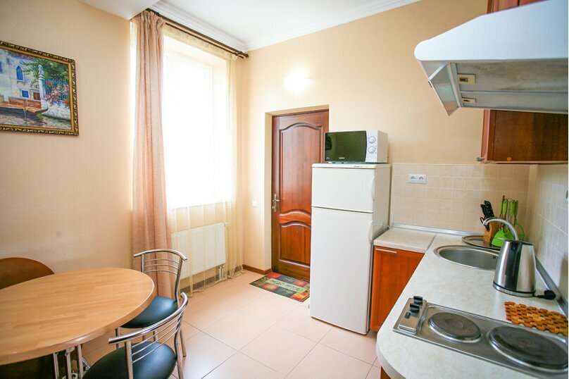 Гостиница Алвис Алушта-95