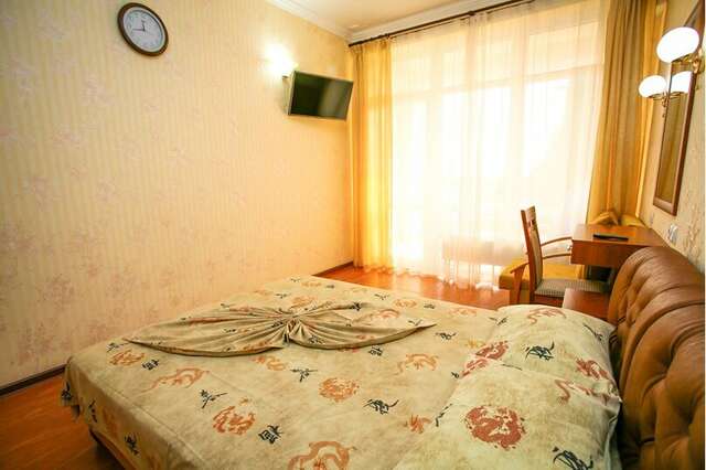 Гостиница Алвис Алушта-96