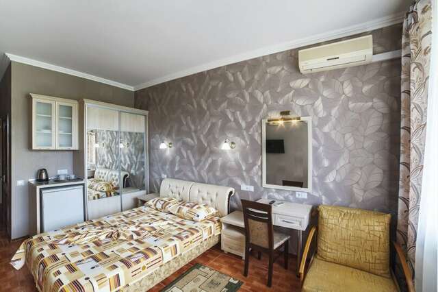 Гостиница Алвис Алушта-144