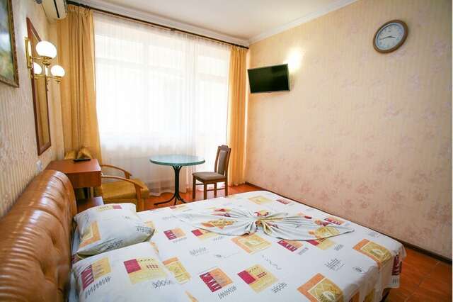 Гостиница Алвис Алушта-111