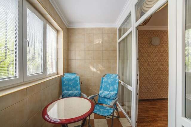 Гостиница Алвис Алушта-100