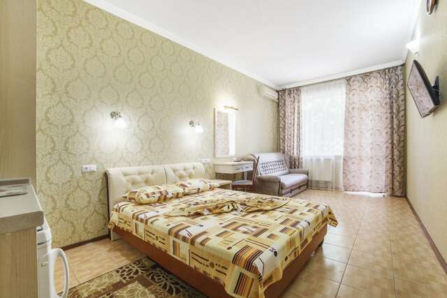 Гостиница Алвис Алушта-150